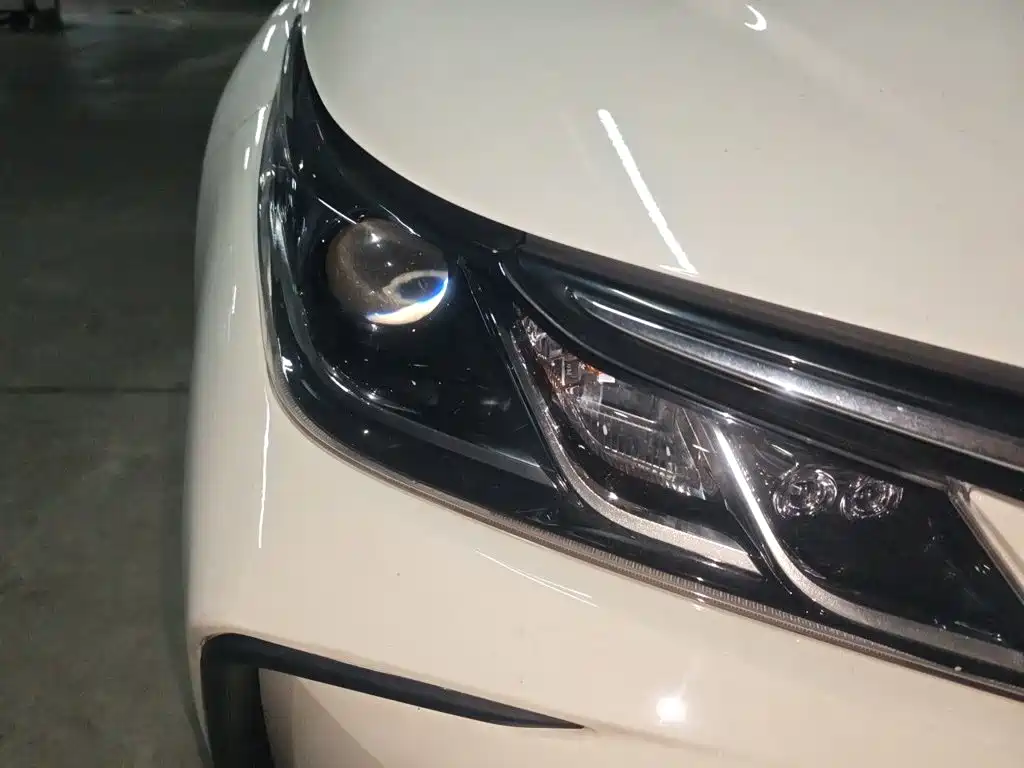 Toyota Corolla — миниатюра 7