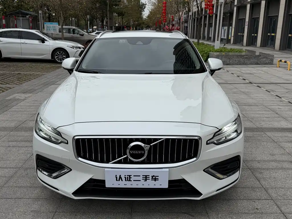 Volvo V60 2020 T4 Luxury