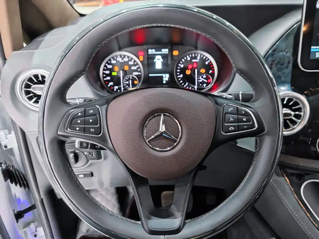 Mercedes-Benz Vito — миниатюра 9
