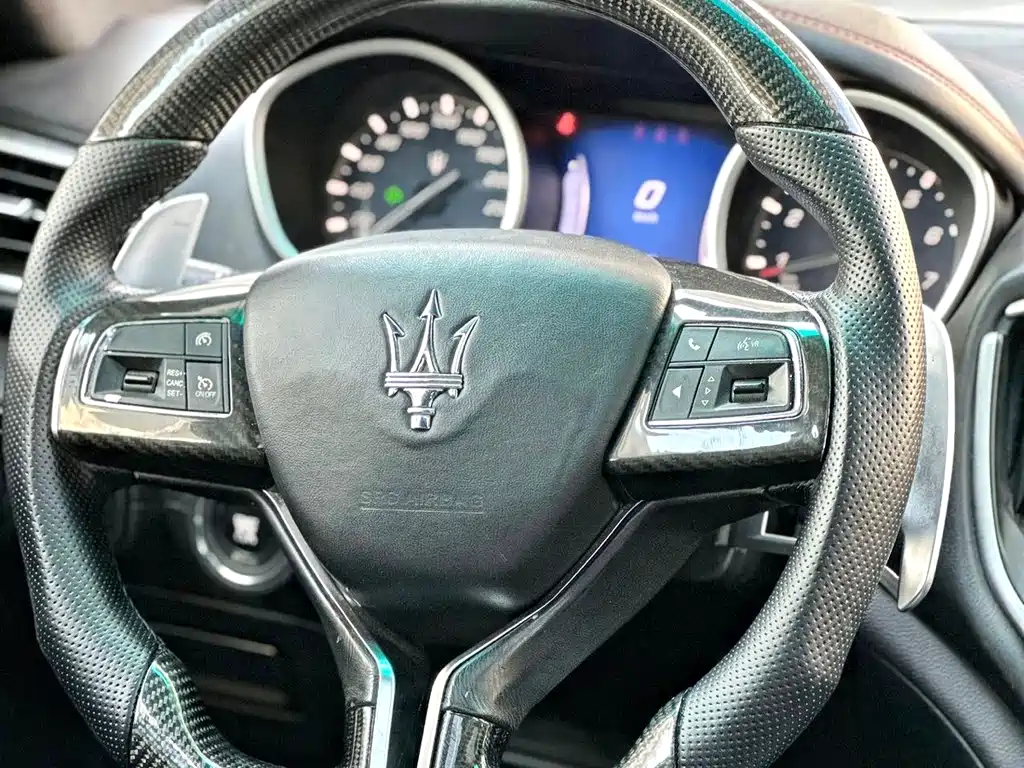 Maserati Ghibli — миниатюра 10