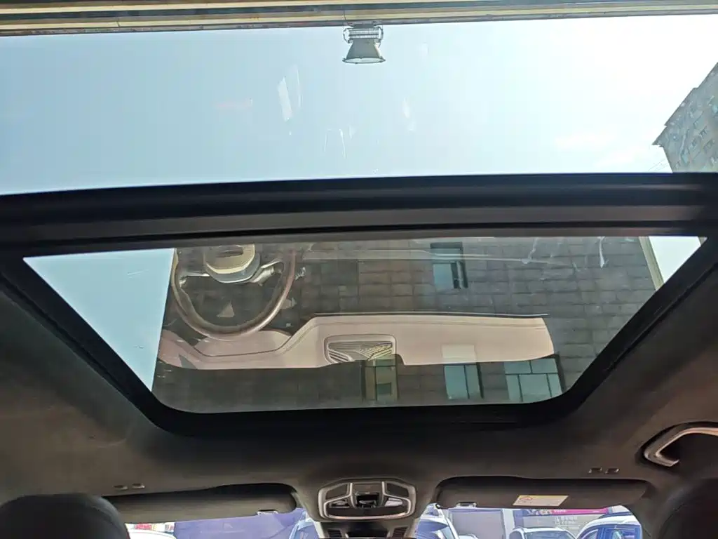 Geely Xingyue L — миниатюра 18