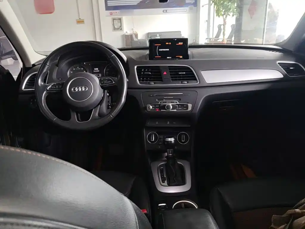 Audi Q3 — миниатюра 10