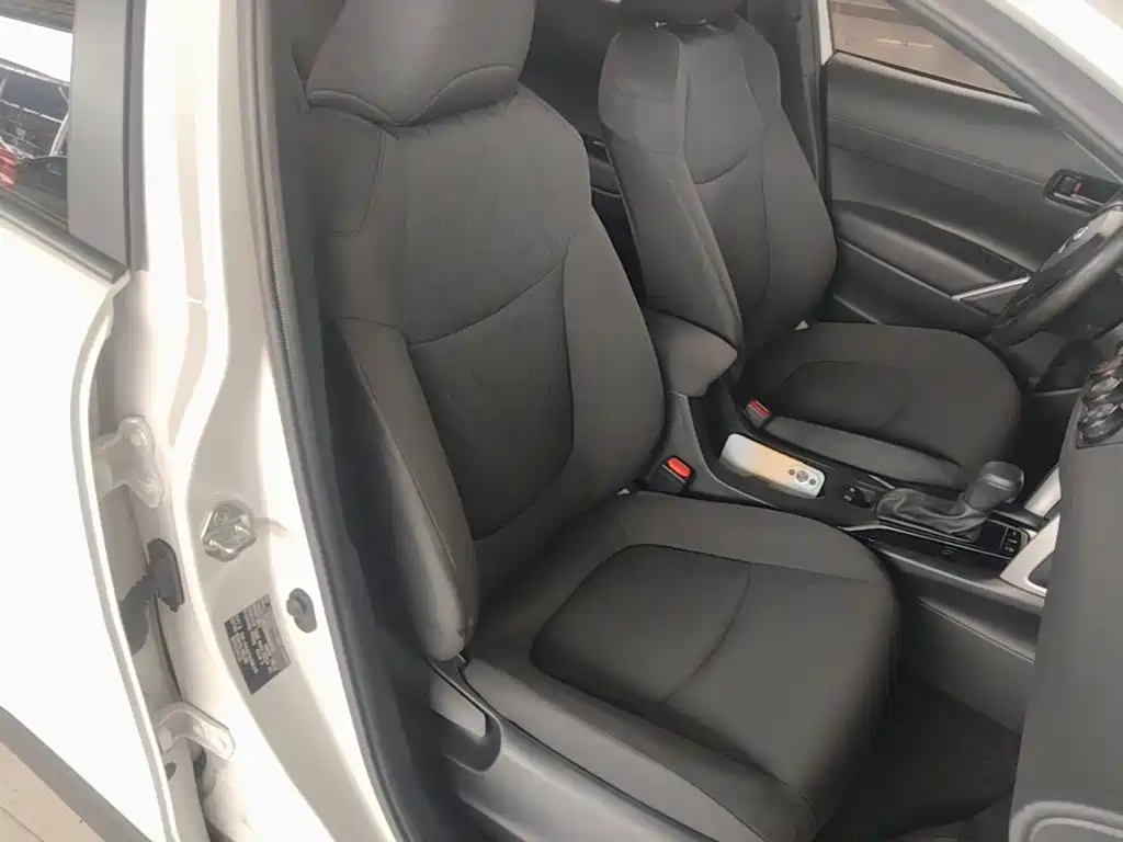 Toyota Corolla Cross — миниатюра 25