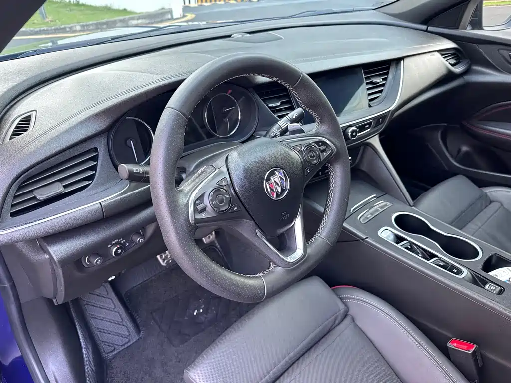 Buick Regal — миниатюра 6