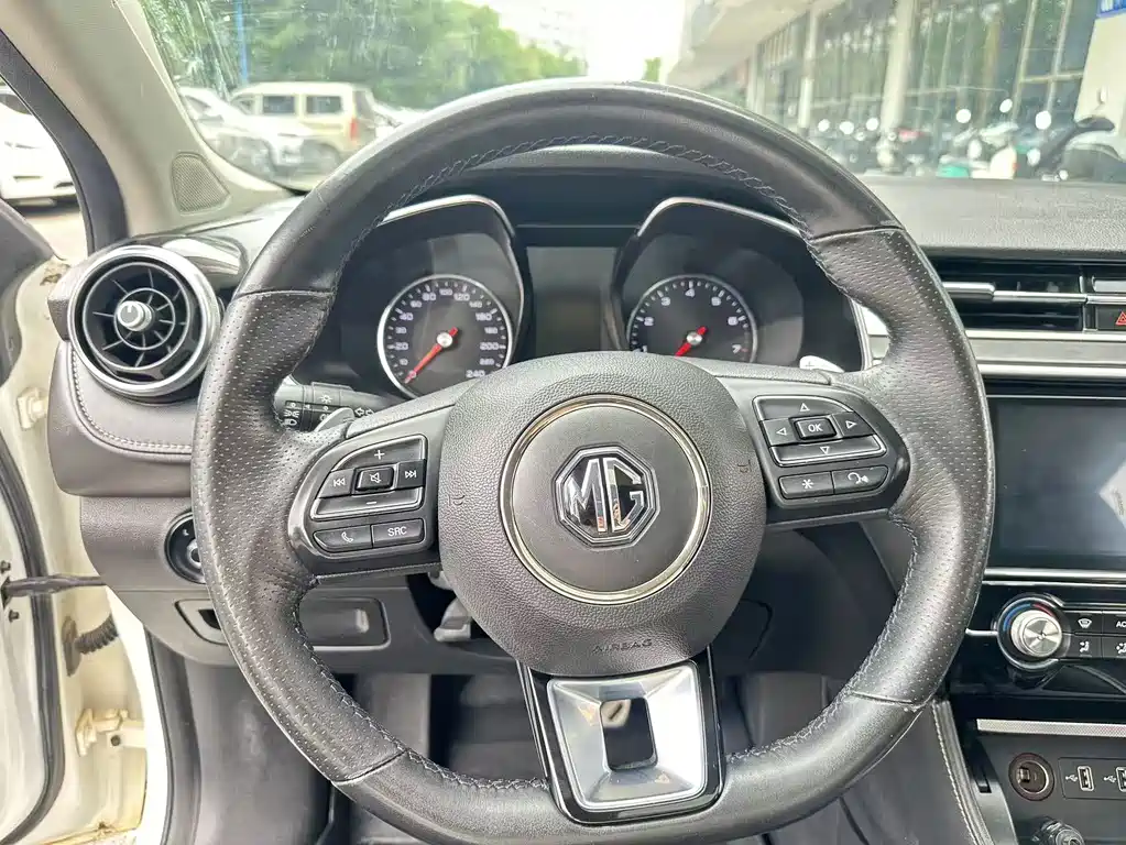 MG MG6 — миниатюра 7