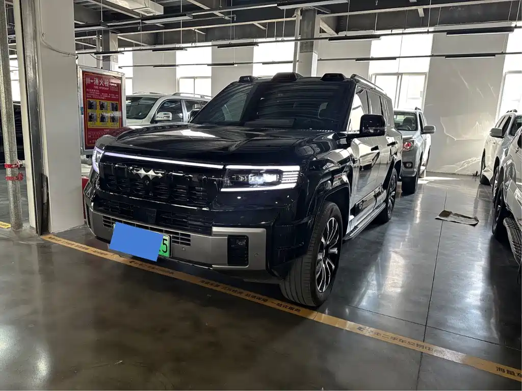 Fang Cheng Bao Leopard 8