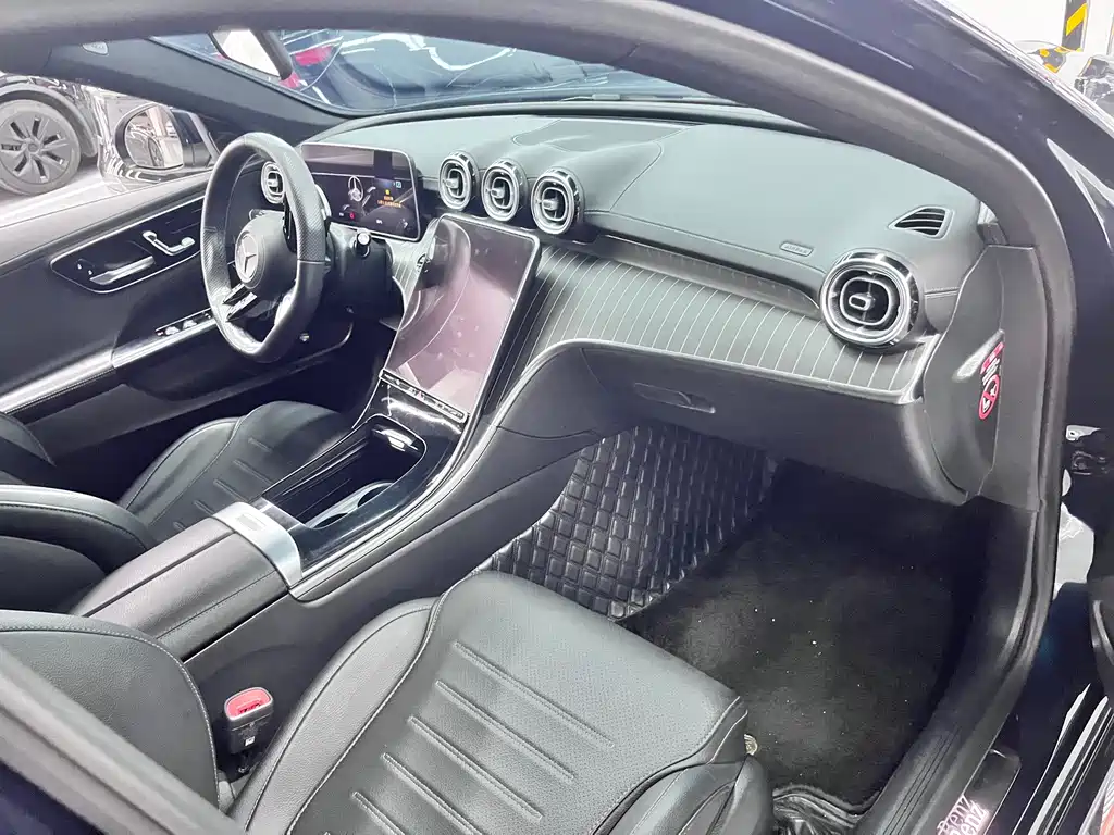 Mercedes-Benz C-Class — миниатюра 15