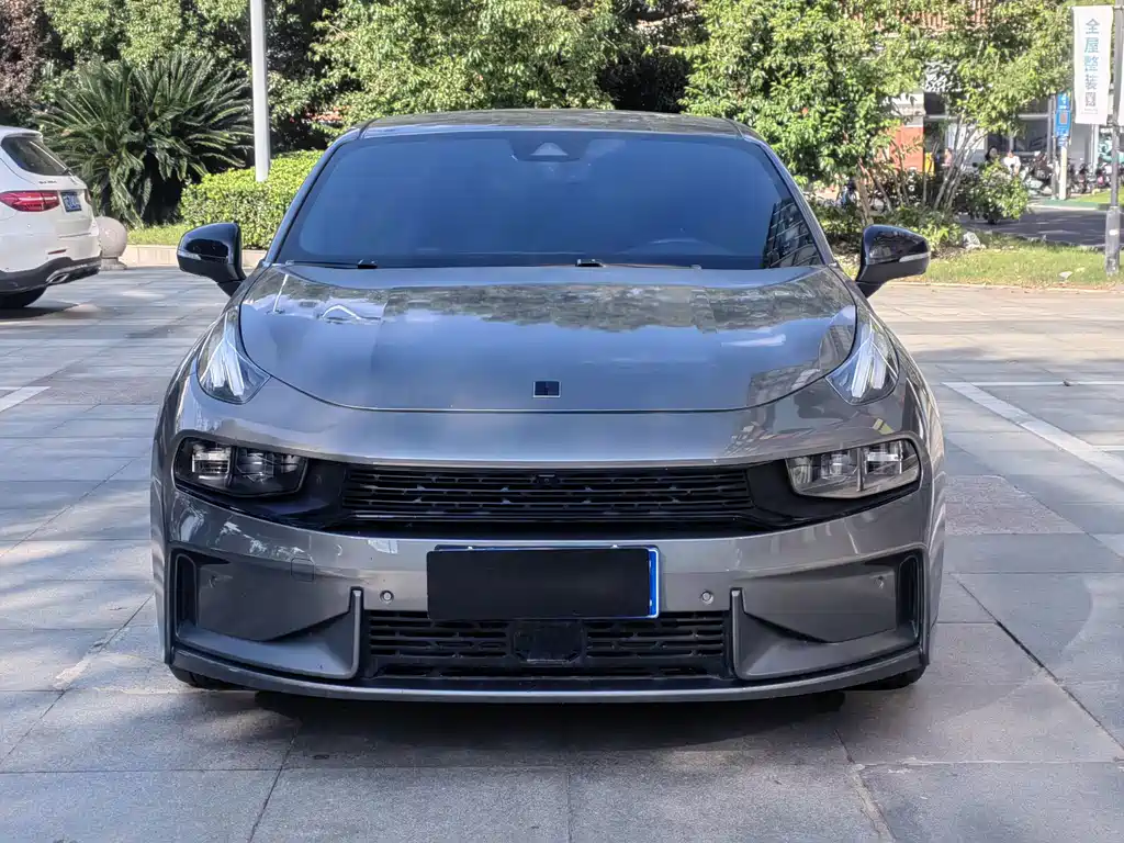 Lynk & Co 03 — миниатюра 2