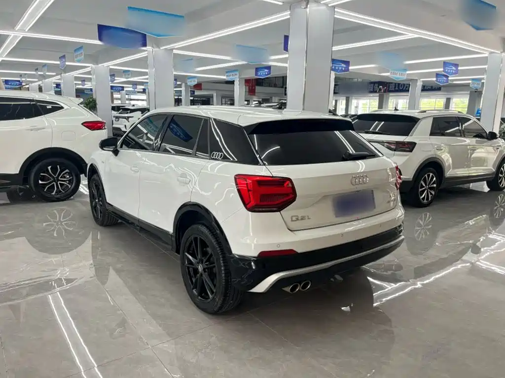 Audi Q2L — миниатюра 7