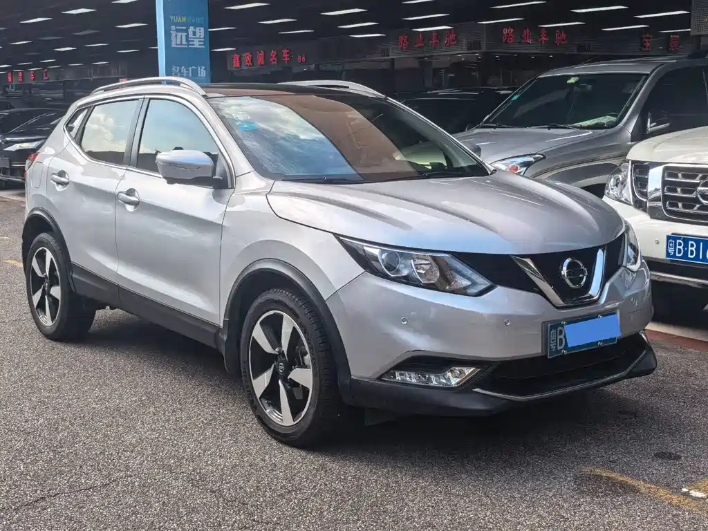 Nissan Qashqai — миниатюра 3