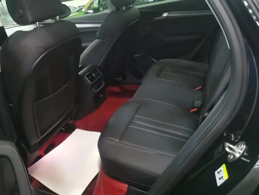 Audi Q5L — миниатюра 11