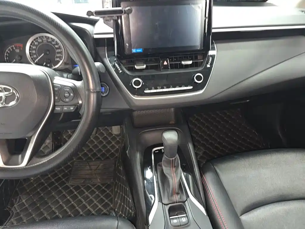 Toyota Corolla — миниатюра 13