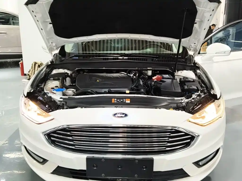 Ford Mondeo — миниатюра 16