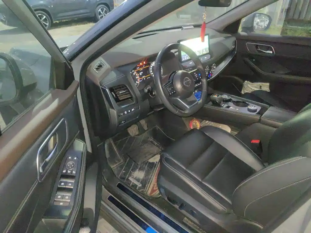 Nissan X-Trail — миниатюра 12