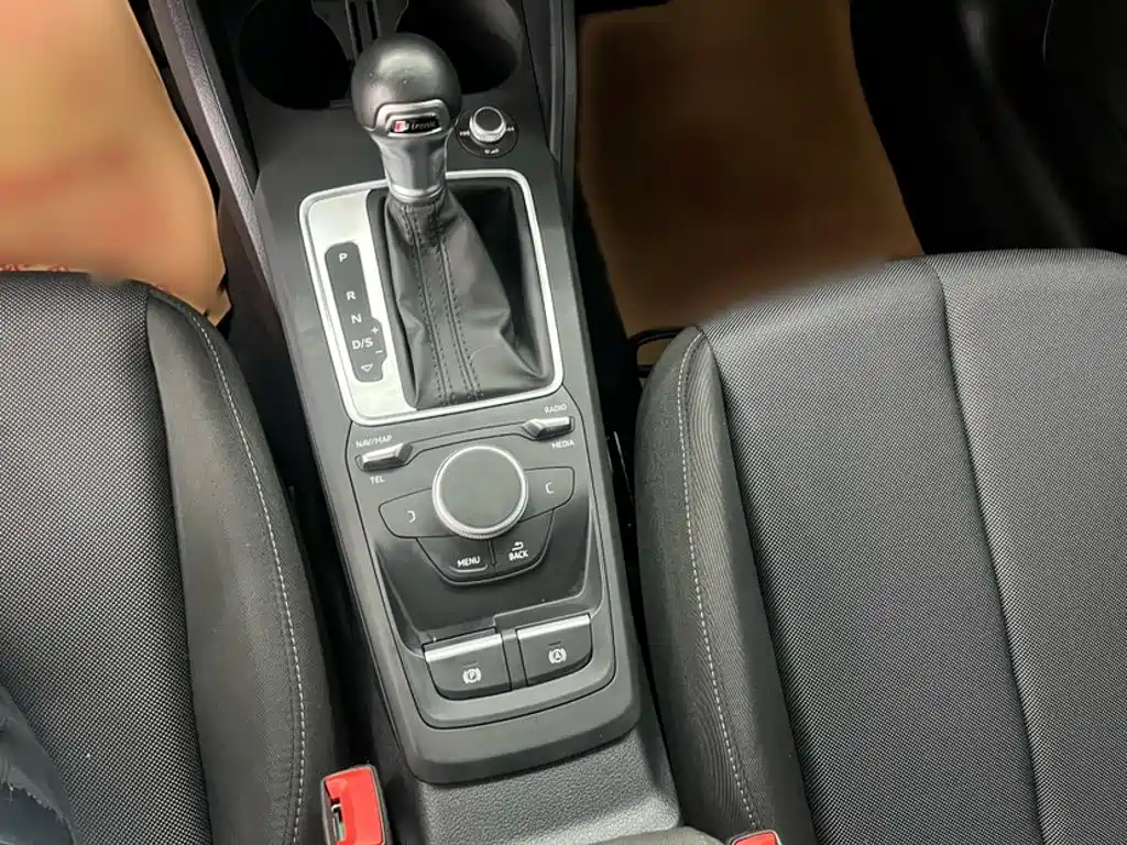 Audi Q2L — миниатюра 13