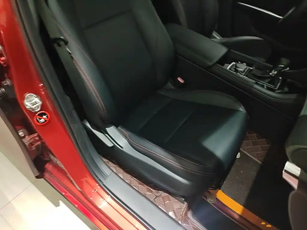 Mazda 3 Axela — миниатюра 25