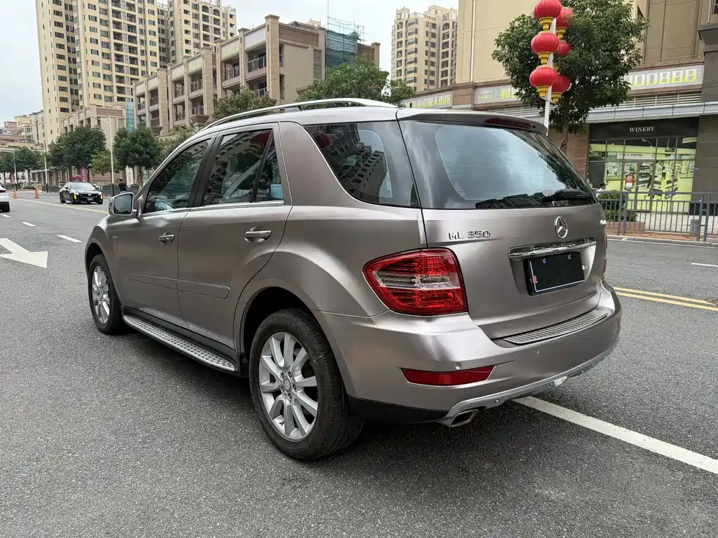 Mercedes-Benz M-Class — миниатюра 6