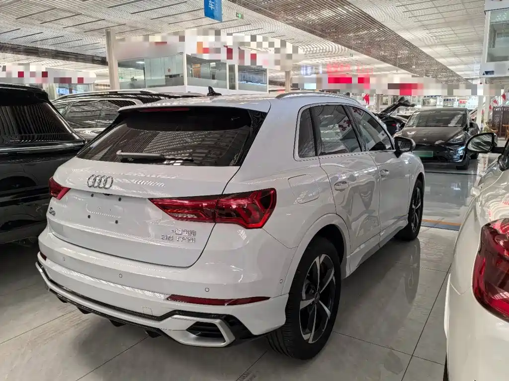 Audi Q3 — миниатюра 7