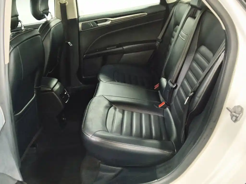 Ford Mondeo — миниатюра 13