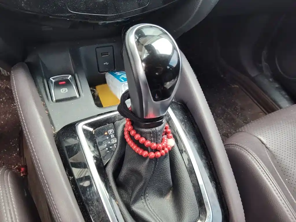 Nissan Qashqai — миниатюра 7