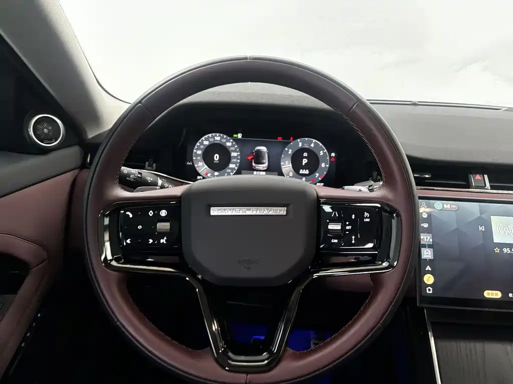Land Rover Evoque — миниатюра 16