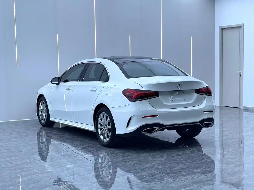 Mercedes-Benz A-Class — миниатюра 15