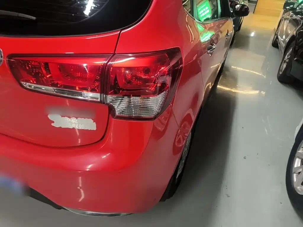 Kia K2 — миниатюра 8