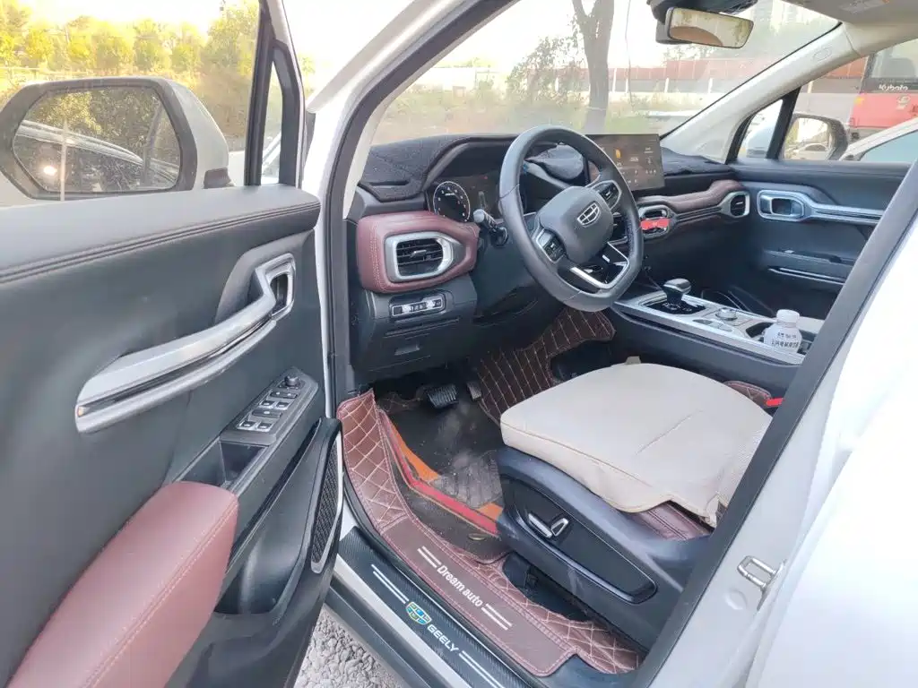 Geely Haoyue — миниатюра 12