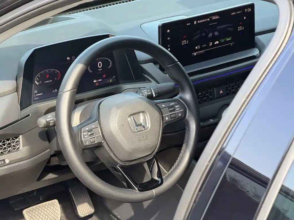 Honda Accord — миниатюра 6