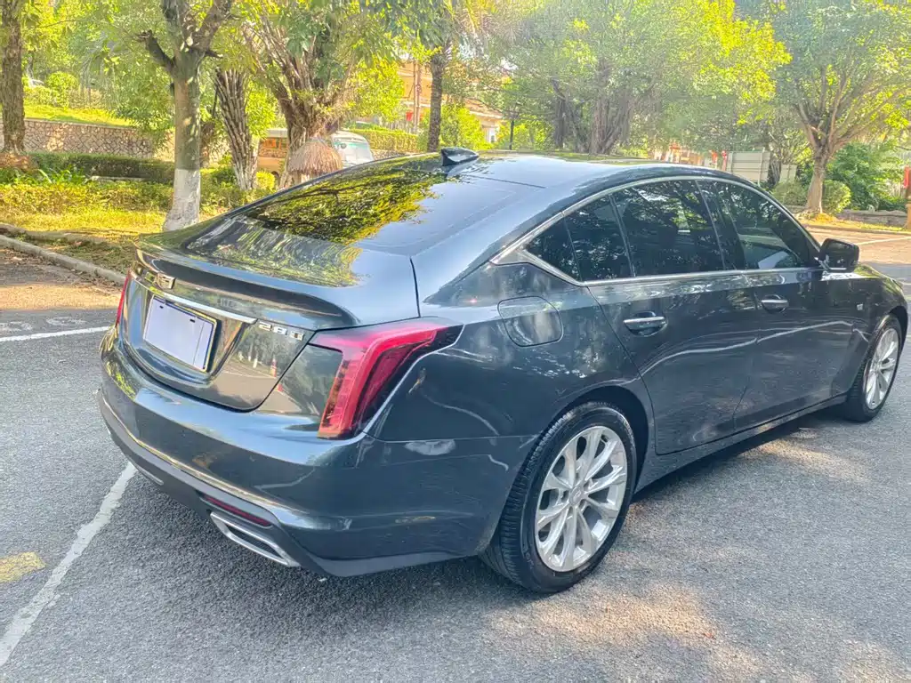Cadillac CT5 — миниатюра 8