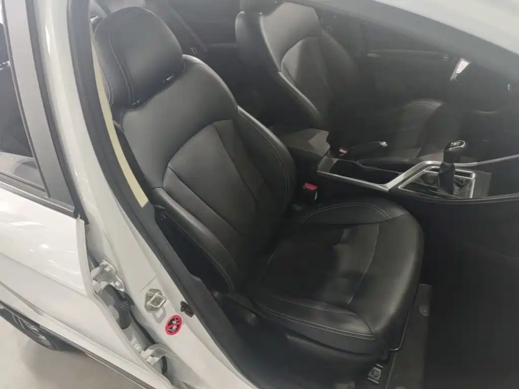 Geely Vision X3 — миниатюра 25