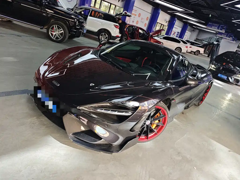 McLaren 720S