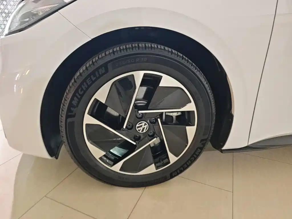 Volkswagen ID.3 — миниатюра 23
