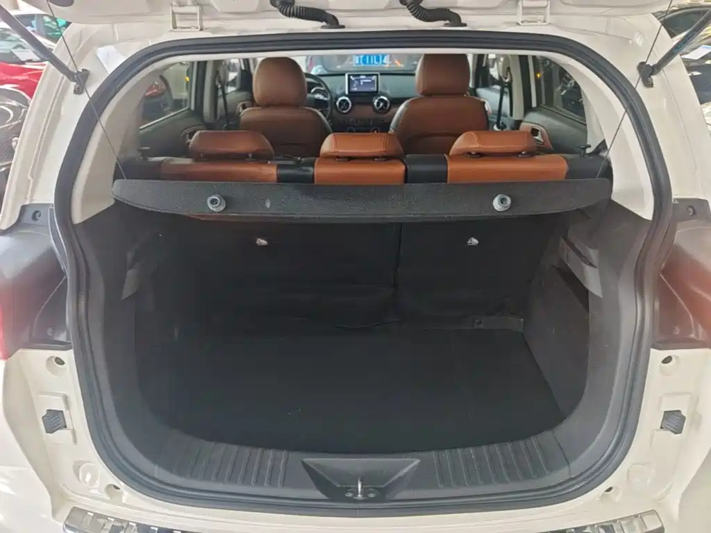 BAIC Senova X35 — миниатюра 19
