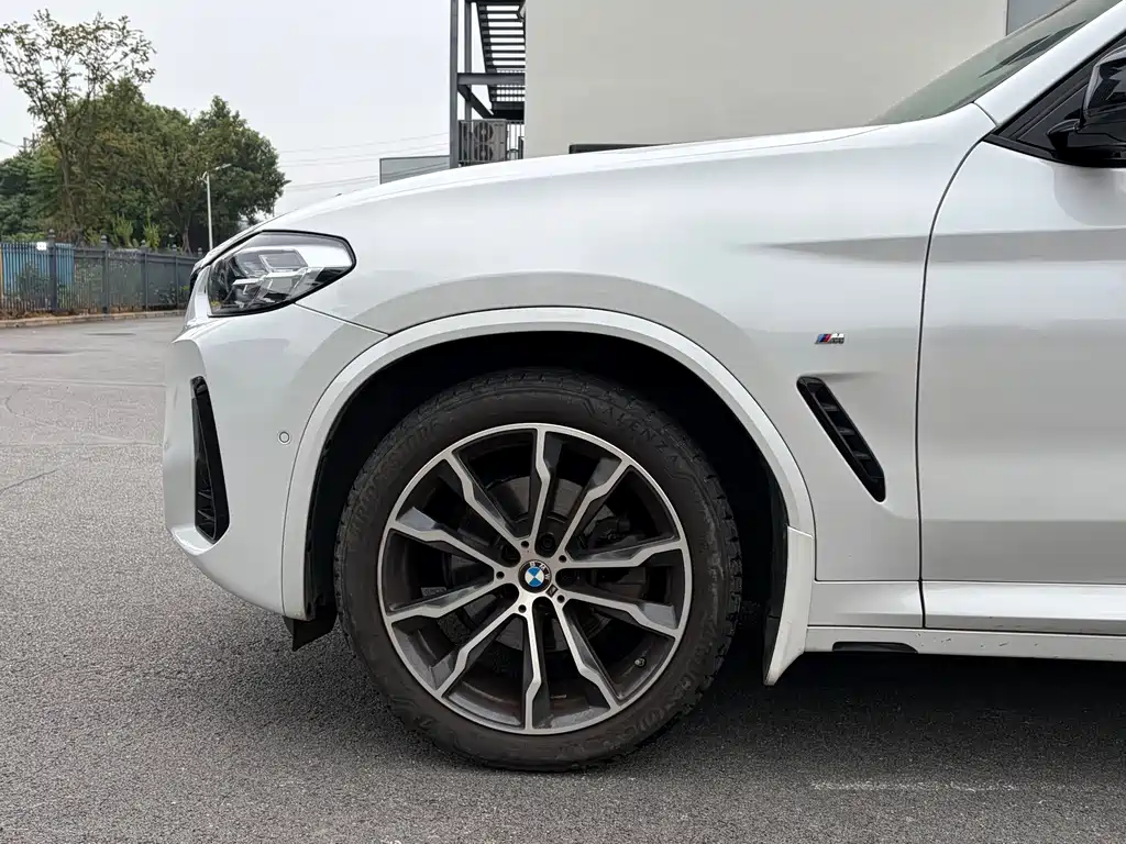 BMW X3 — миниатюра 5