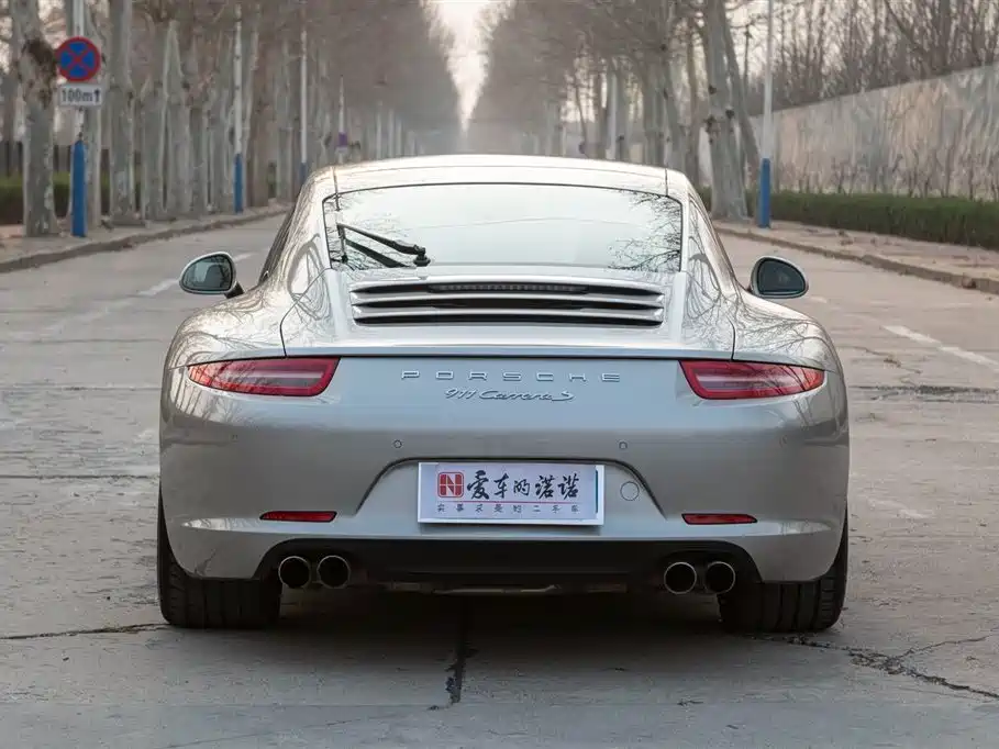 Porsche 911 2012 Carrera S 3.8L