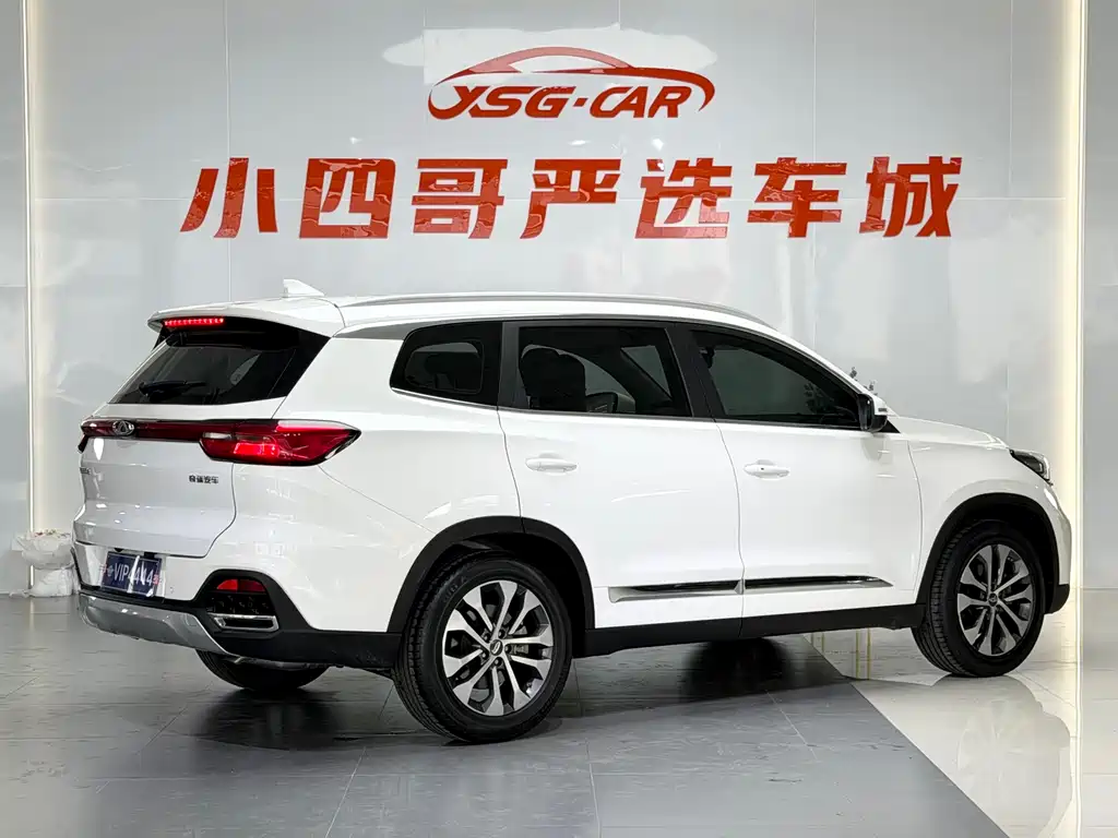 CHERY TIGGO 8