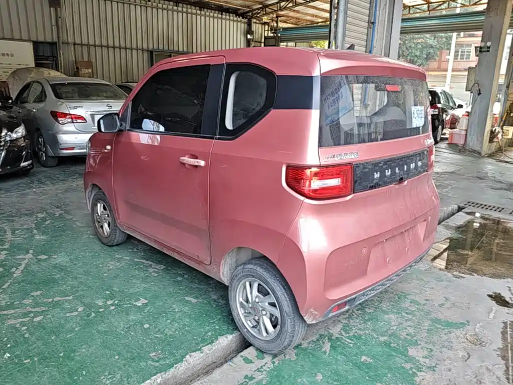 Wuling MINIEV — миниатюра 5