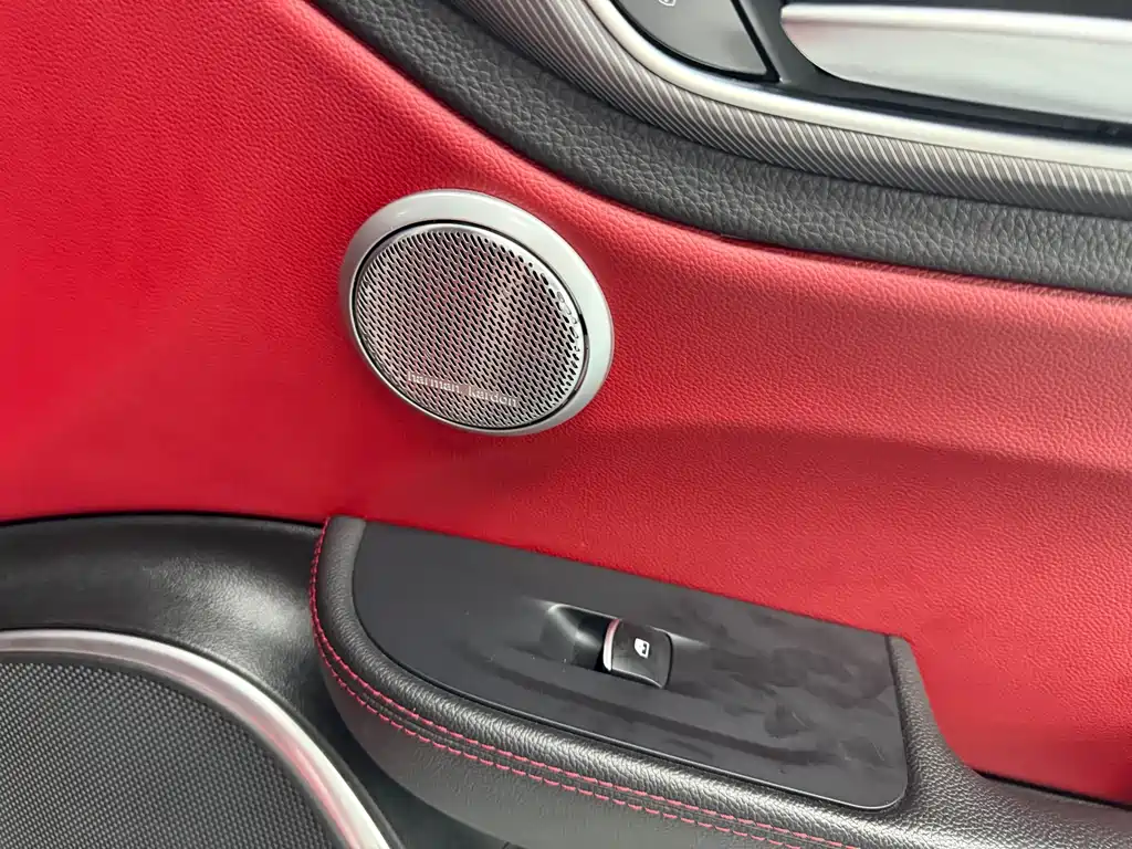 Alfa Romeo Giulia — миниатюра 14
