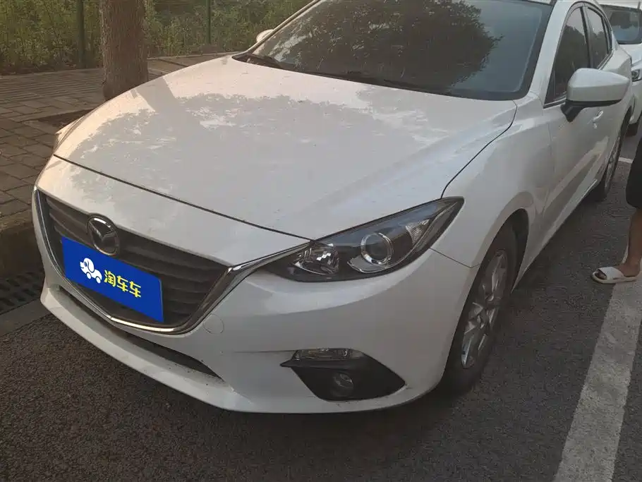 Mazda 3 Axela 2016