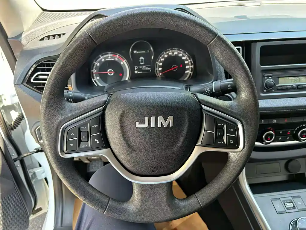 Isuzu RE-MAX Ruimai — миниатюра 6