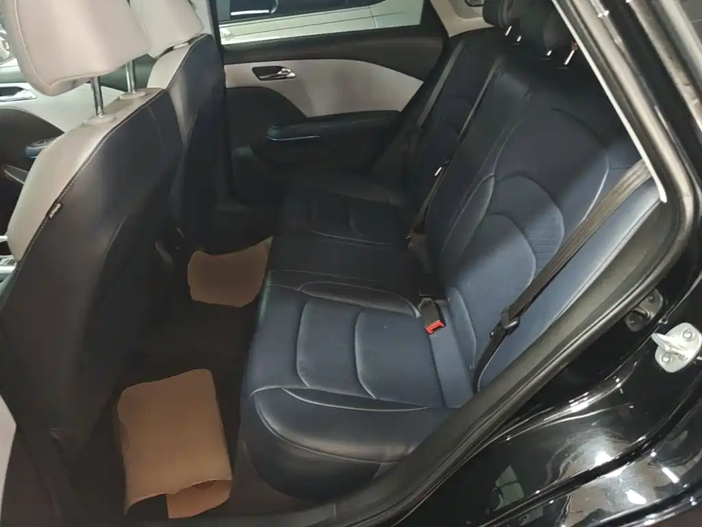 Chevrolet Monza — миниатюра 17