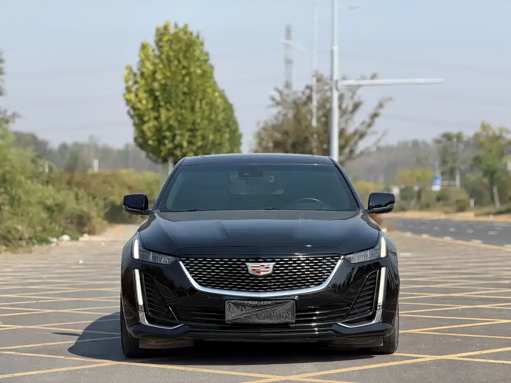 Cadillac CT5 — миниатюра 2