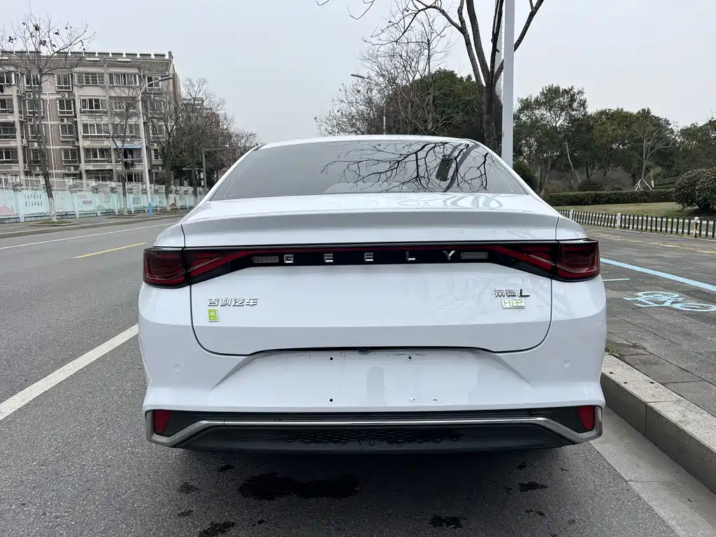 GEELY AUTOMOBILE EMGRAND L HIP