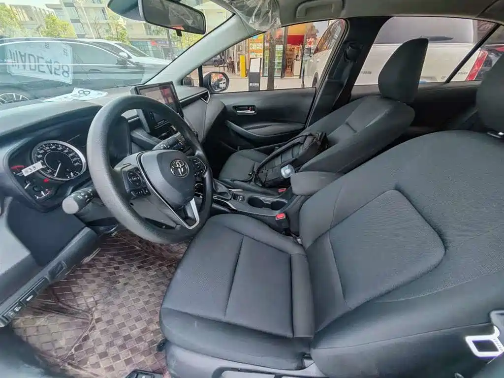 Toyota Corolla — миниатюра 7