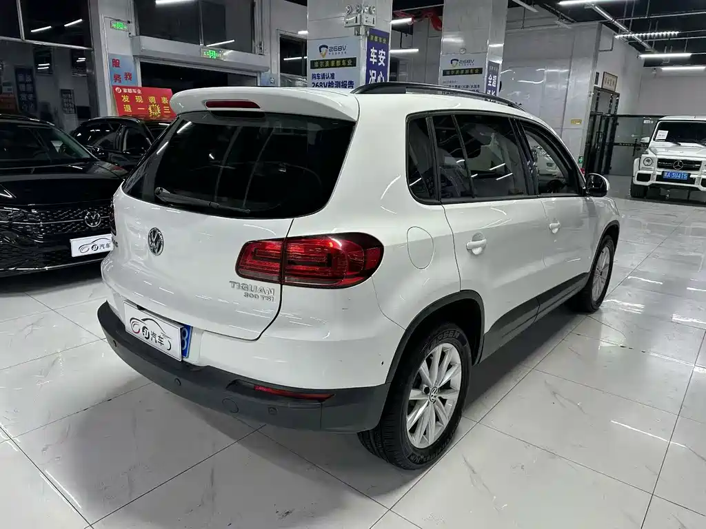 Volkswagen Tiguan — миниатюра 5
