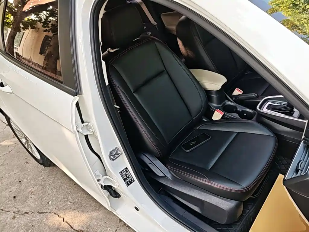 Ford Escort — миниатюра 25