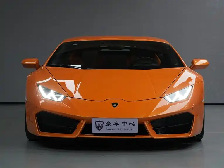 LAMBORGHINI HURACÁN