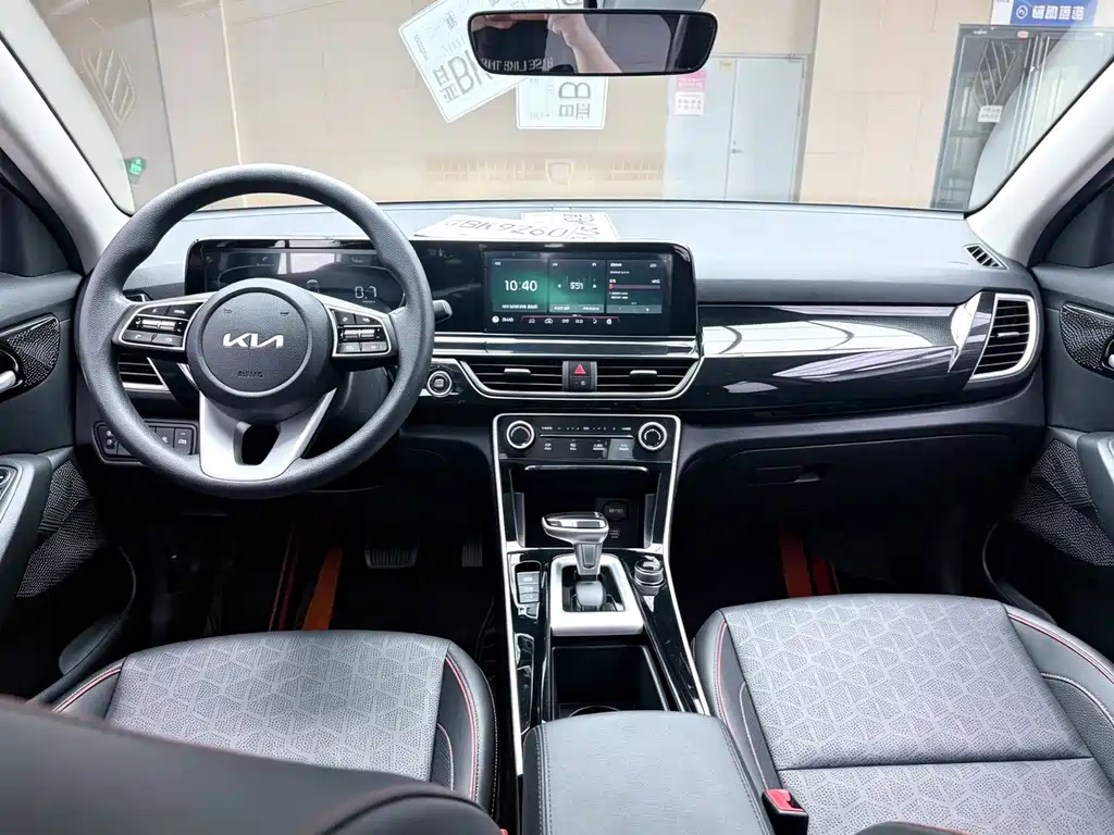 Kia Seltos — миниатюра 11