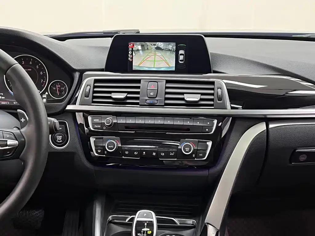 BMW 3 Series — миниатюра 15